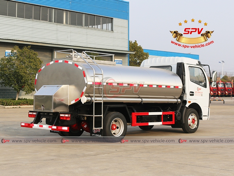 5,000 Litres Stainless Steel Milk Truck DongFeng - Right Back Side View